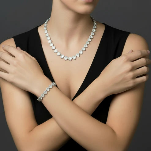 Conjunto Cadena + Pulsera Corazones Plateados